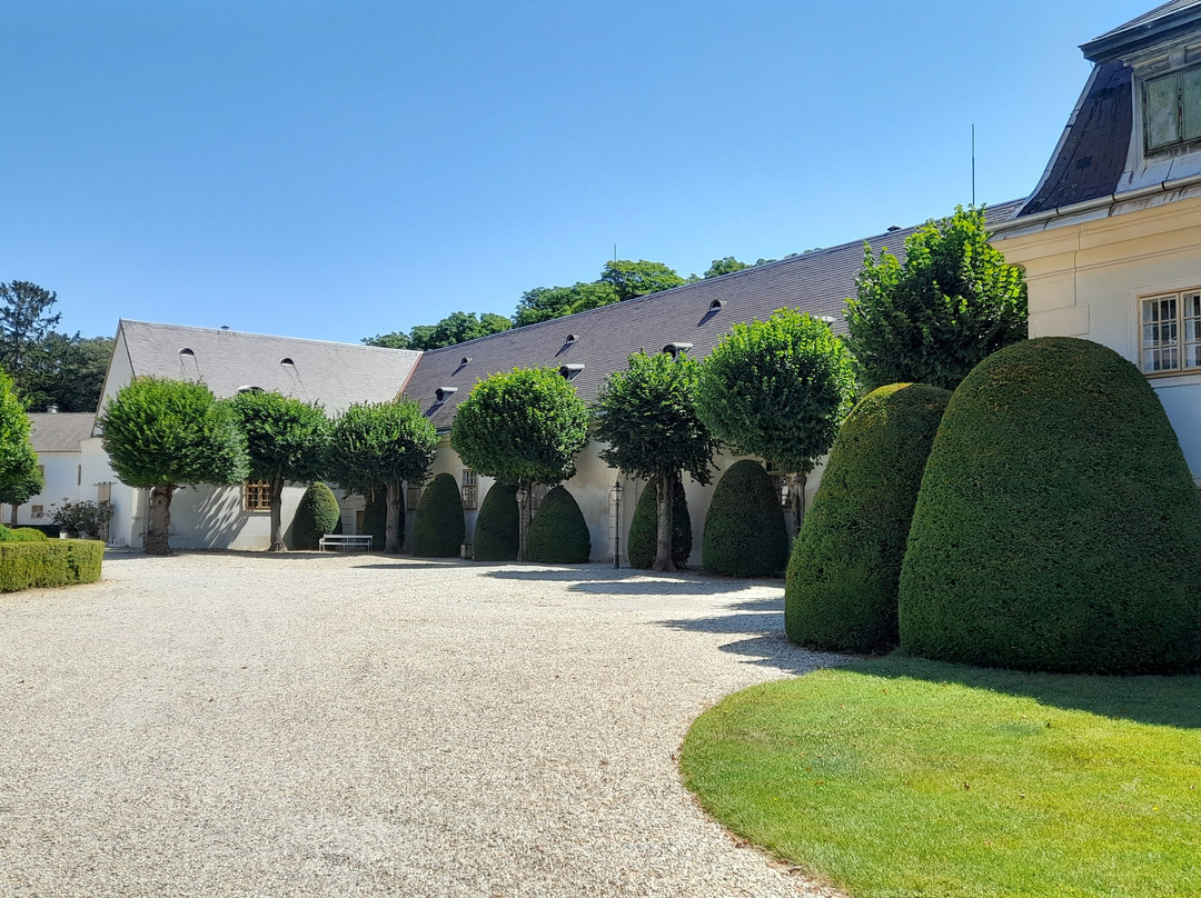 Schloss Halbturn-Halbturn必去景点
