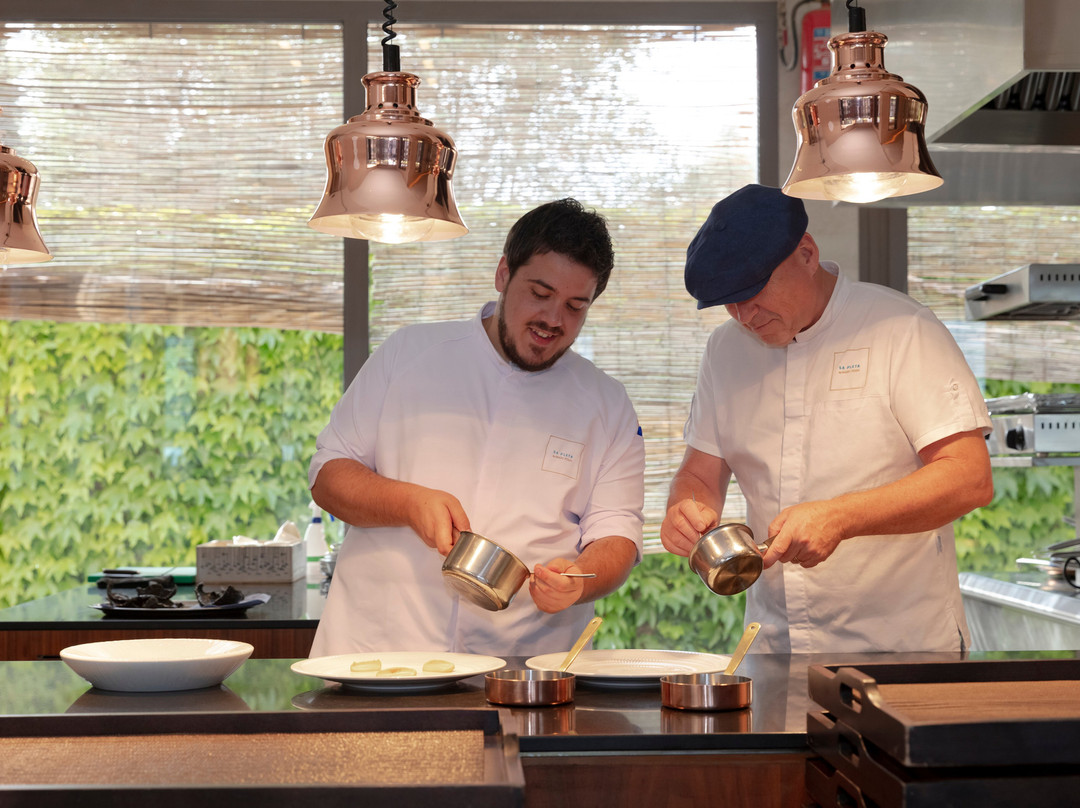 SA PLETA by MARC FOSH