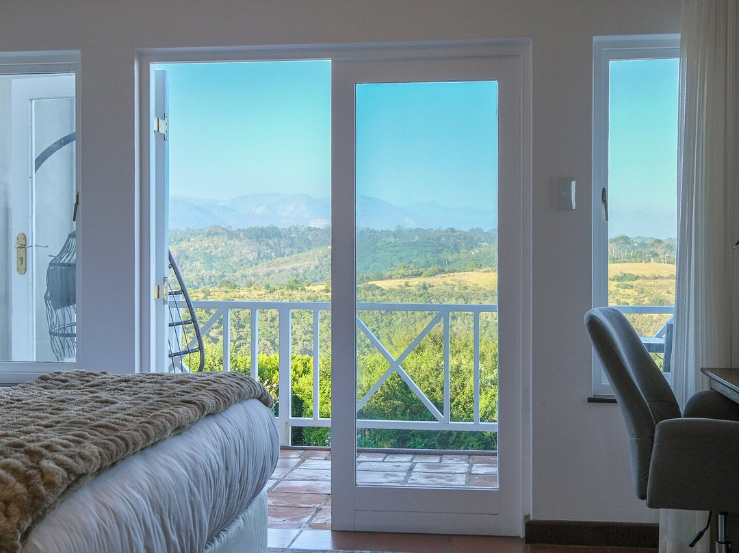 Hilltop Boutique Hotel主图