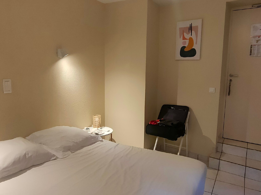 L' Aptois Hôtel主图
