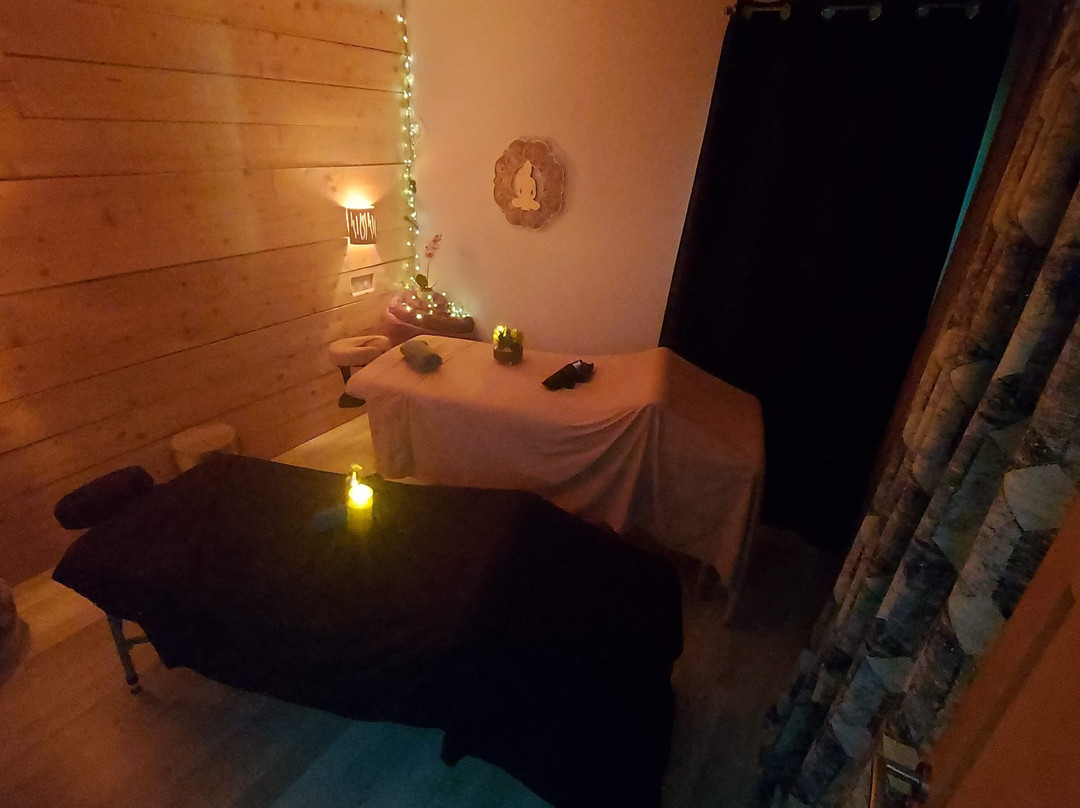 Aixpert Massages景点图片
