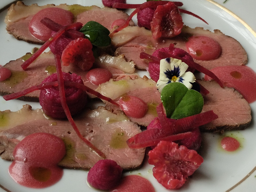 Chateau Colbert主图