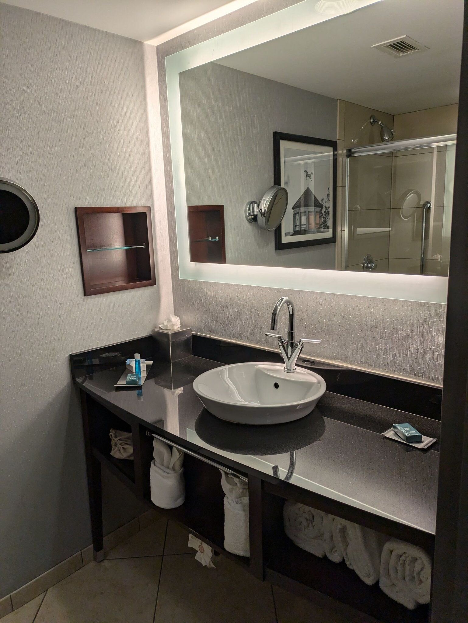 Doubletree By Hilton Hotel Chattanooga Downtown-浴室