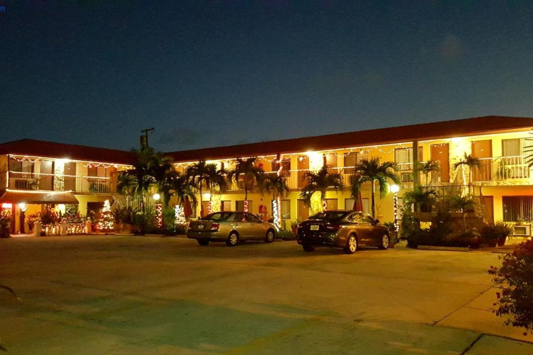 莱克沃思酒店住宿-Lago Motor Inn