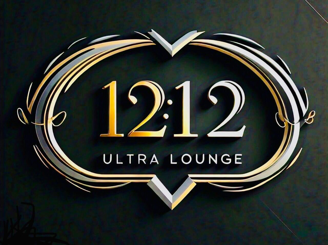 12 To 12 Day Lounge