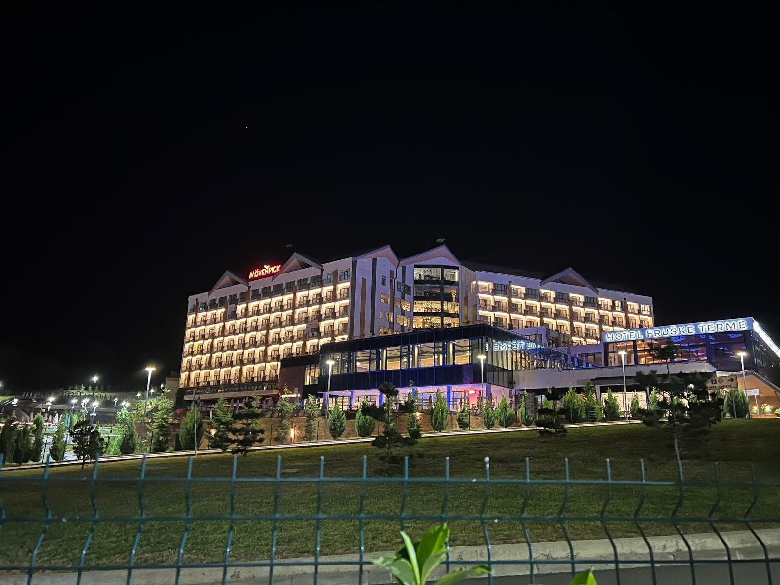 瑞享 Fruske Terme 度假水疗酒店-浴室