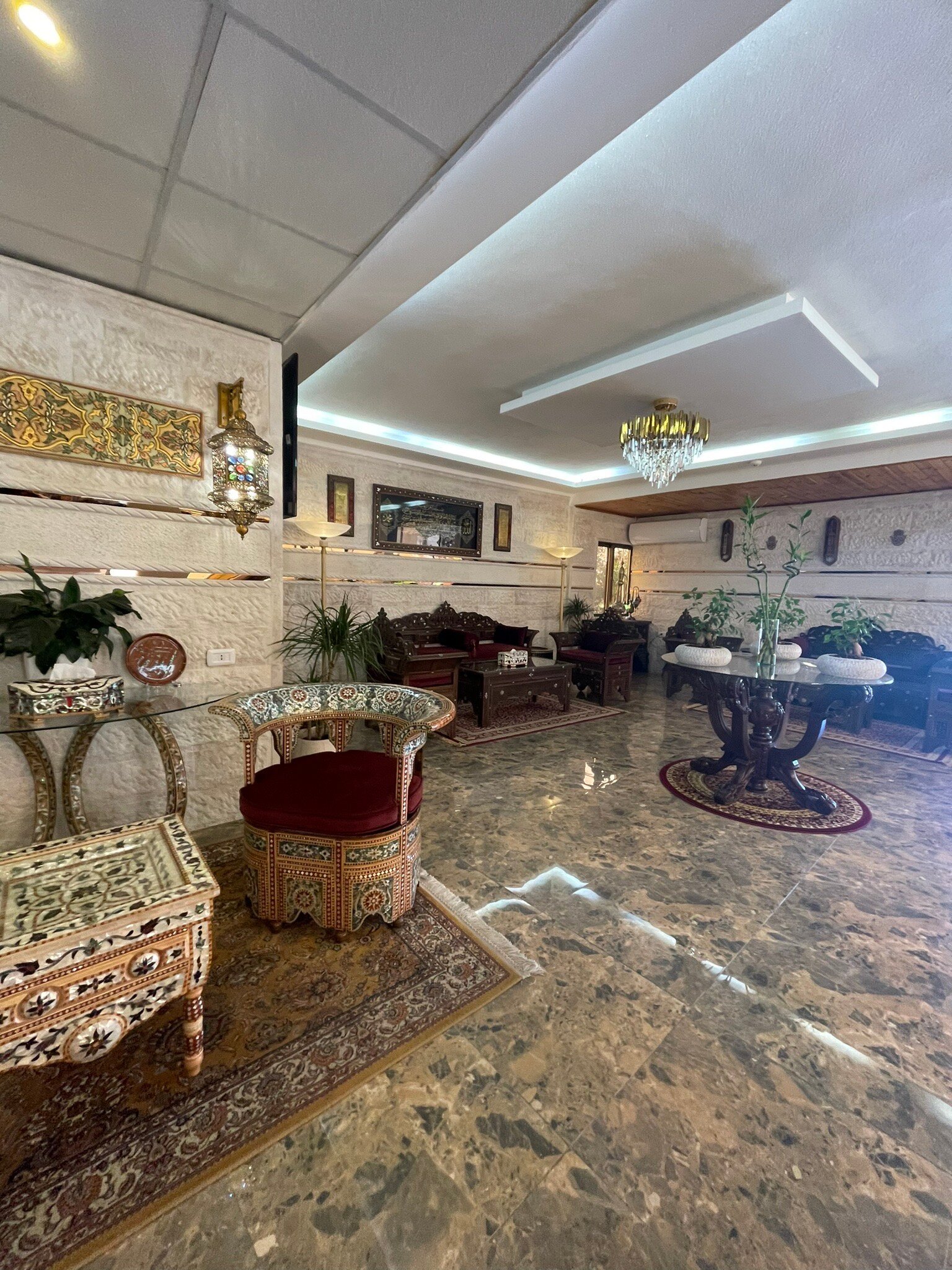 Petra Plaza Hotel-官方