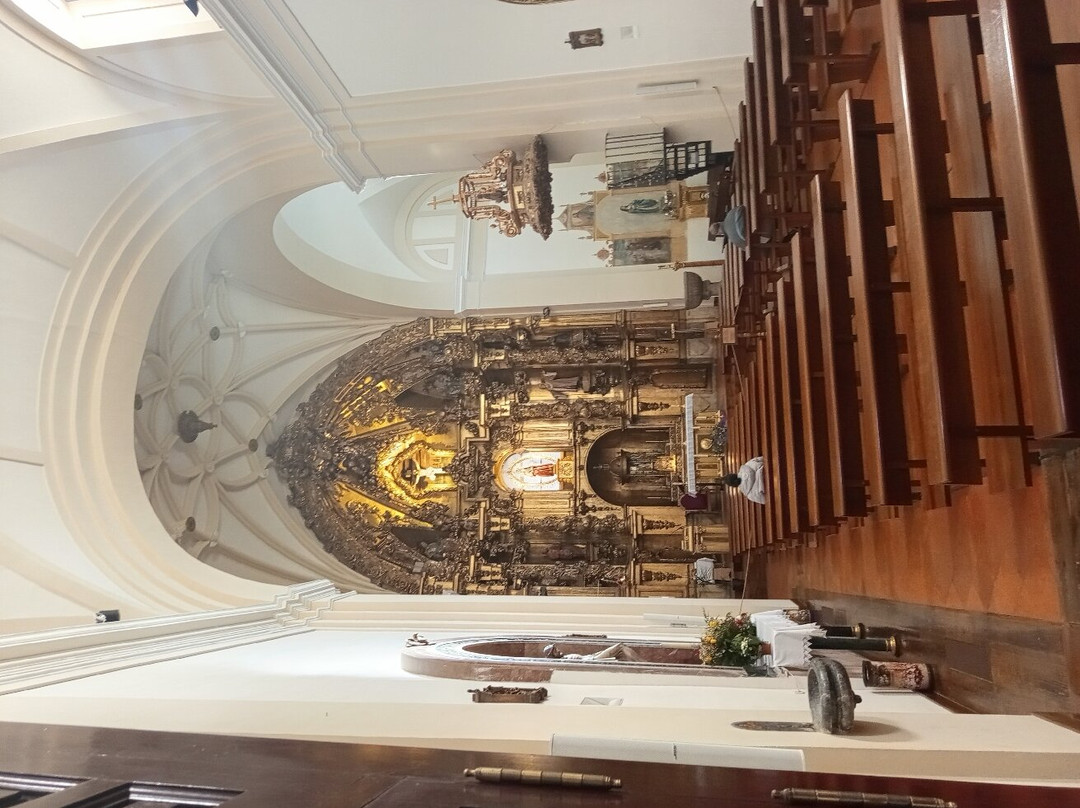 Parroquia Santa María la Blanca-艾科坎必去景点
