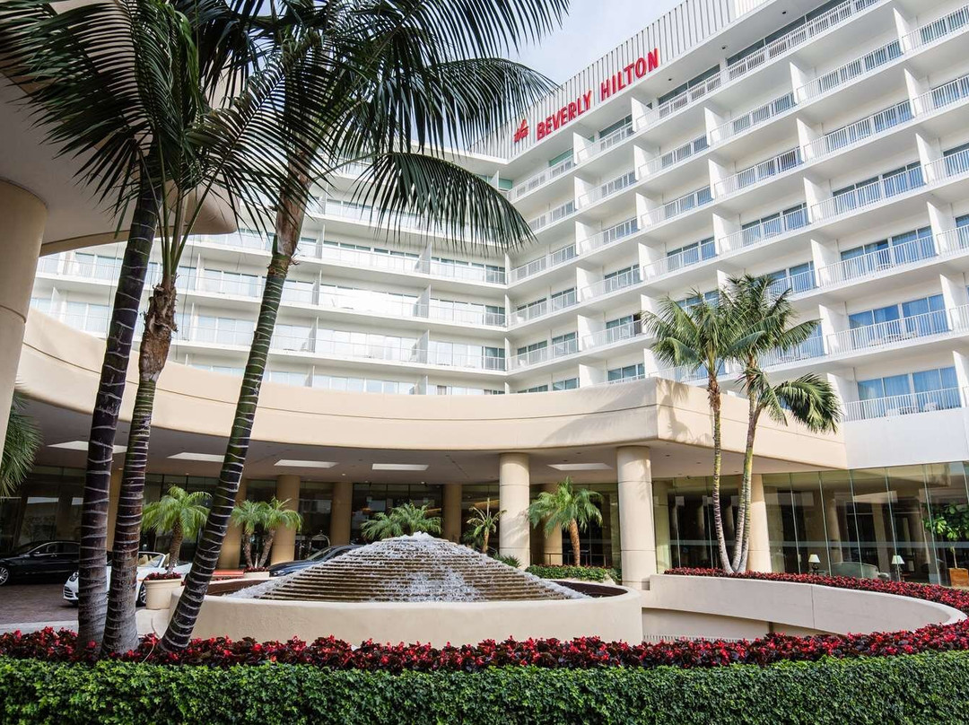 比佛利希尔顿酒店主图