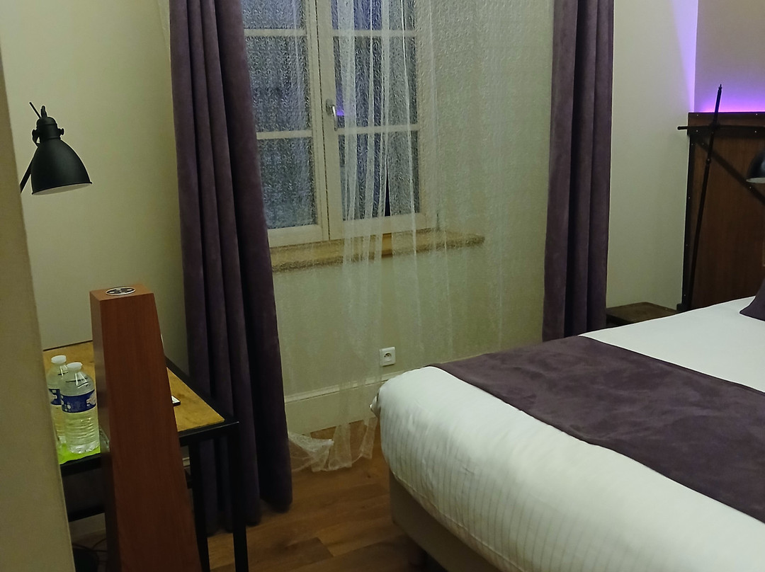 Le Relais des Deux Tours主图