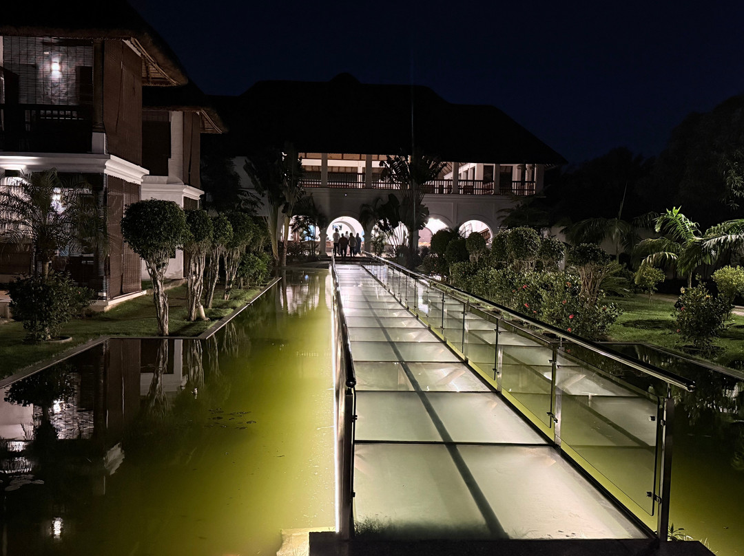 Le Pondy Beach Resort主图