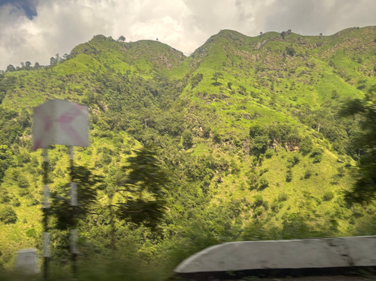 Island Divvy Tours-卡卢特勒必去景点