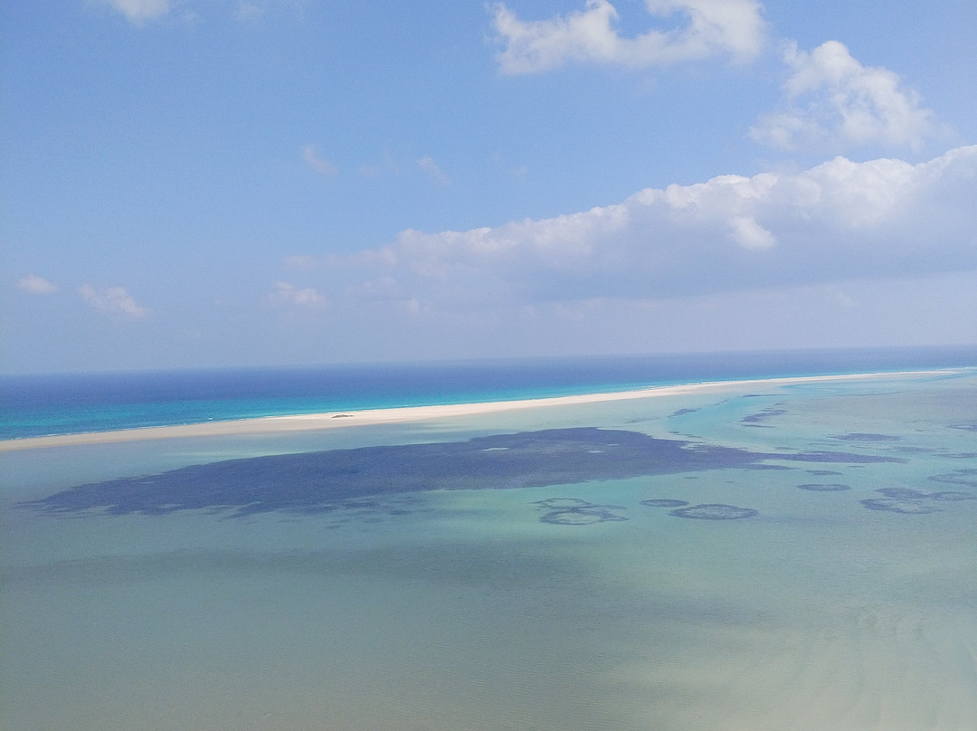 Qalansiyah Beach景点图片