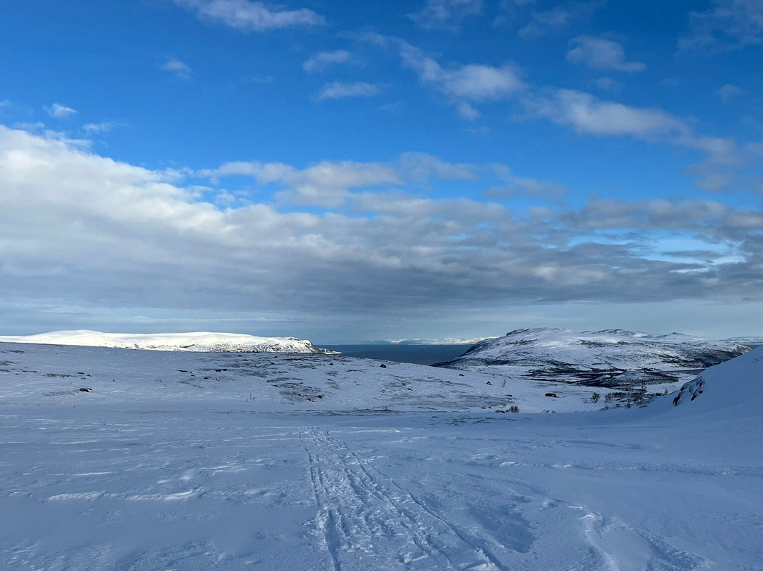 Seljeslett Gård-Russenes必去景点