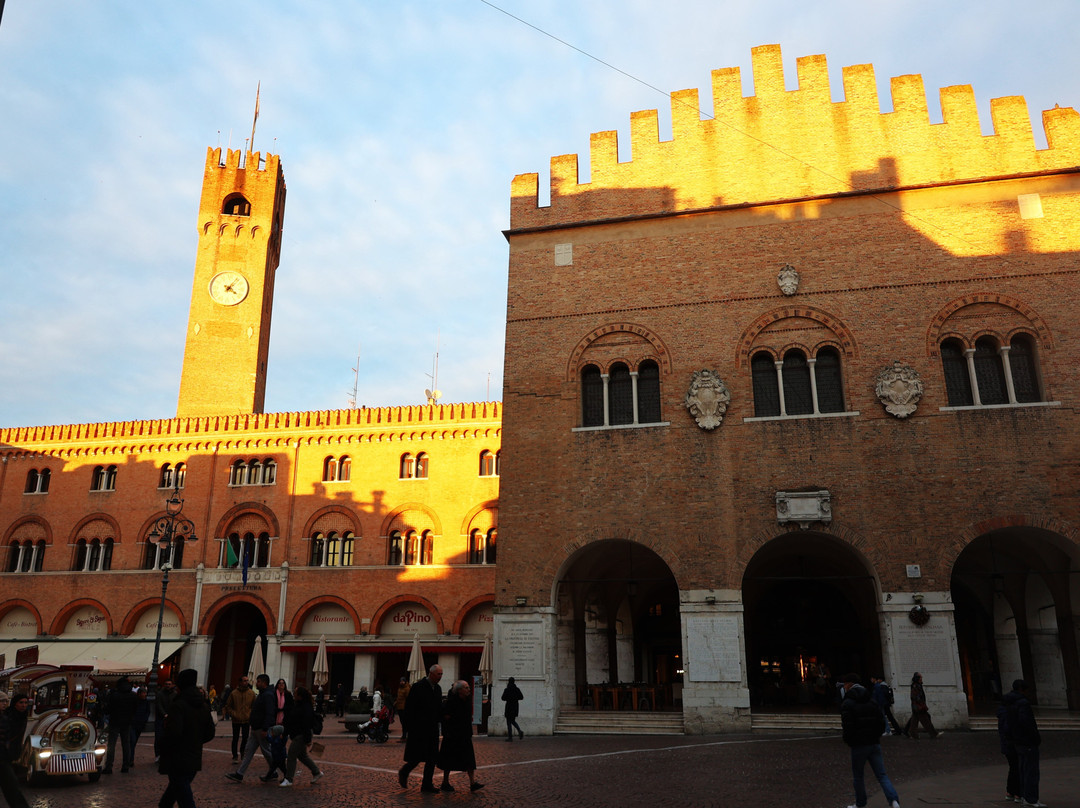 Piazza dei Signori-特雷维索必去景点