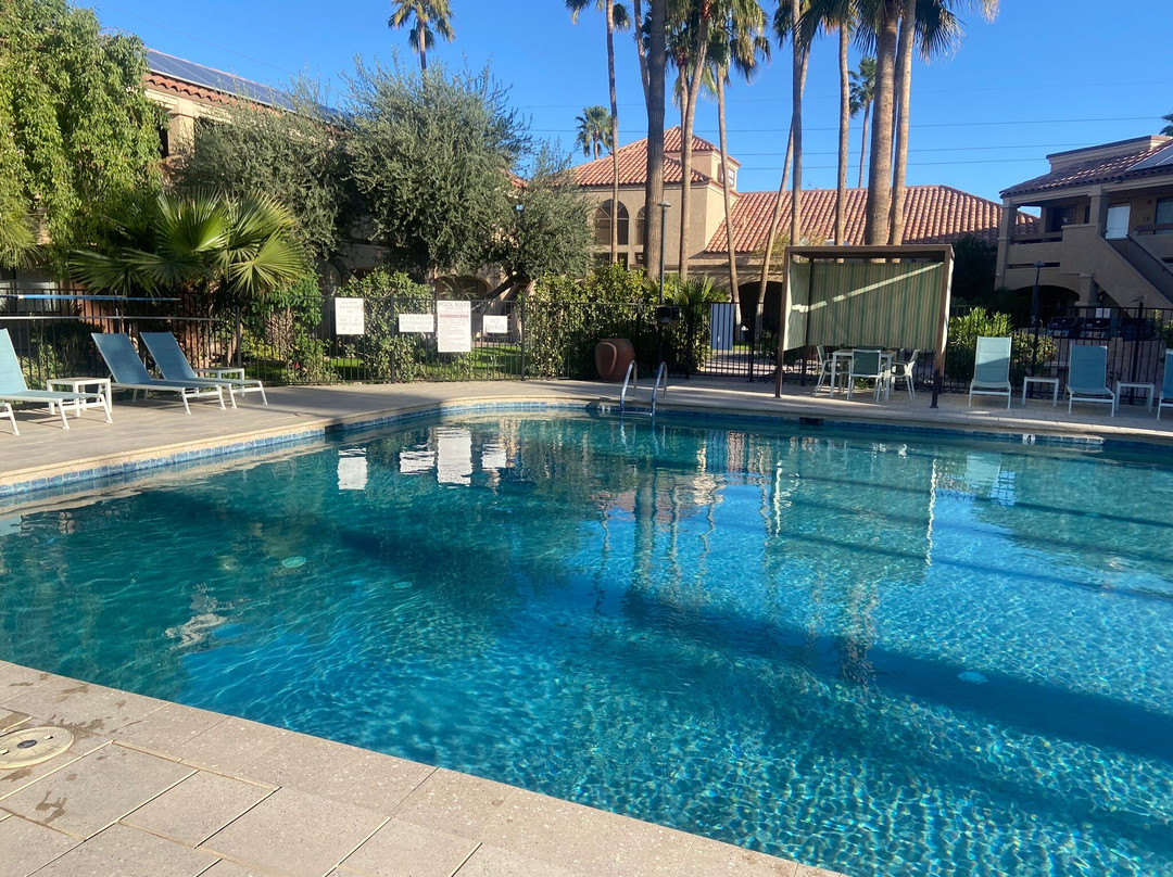 拉丰特旅馆&套房酒店主图