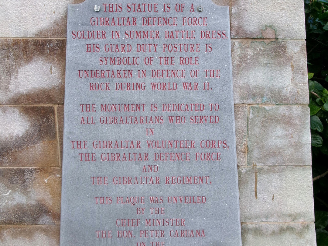 Statue of Gibralter Defence Force Soldier-Gibraltar Town必去景点
