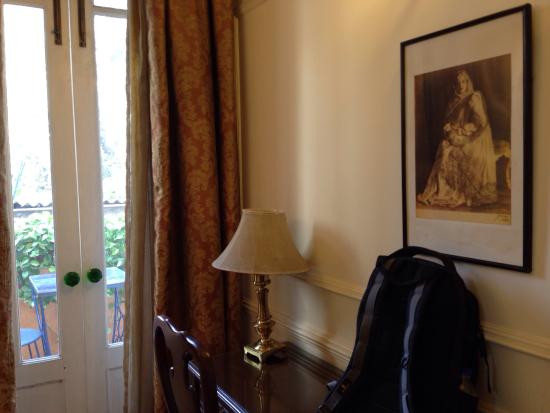 德芙娜旅馆主图