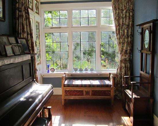 Glen Almond House主图