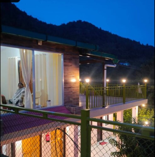 Hills Life Lover Stay Homestay, Mukteshwar