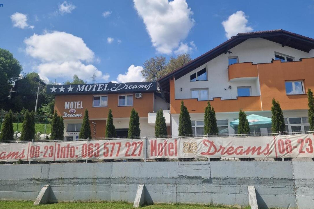 Motel Dreams