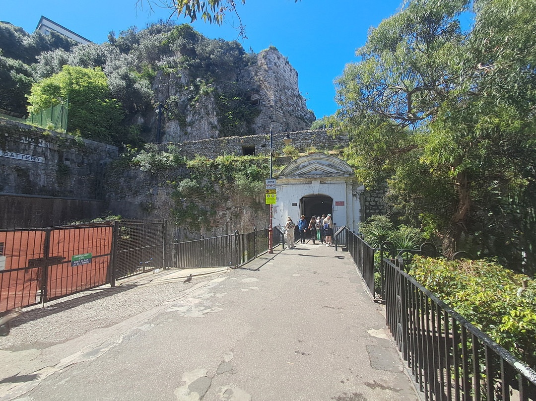 The Moorish Castle Complex (The Tower of Homage and The Gate House)-直布罗陀必去景点