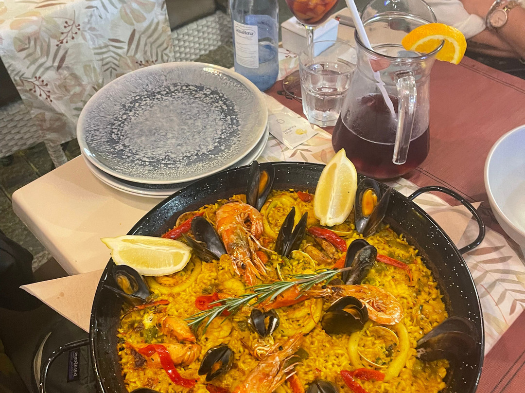 Restaurante y Pizzería La Fuente