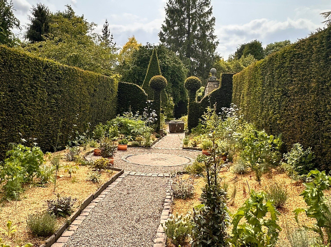 York Gate Garden景点图片