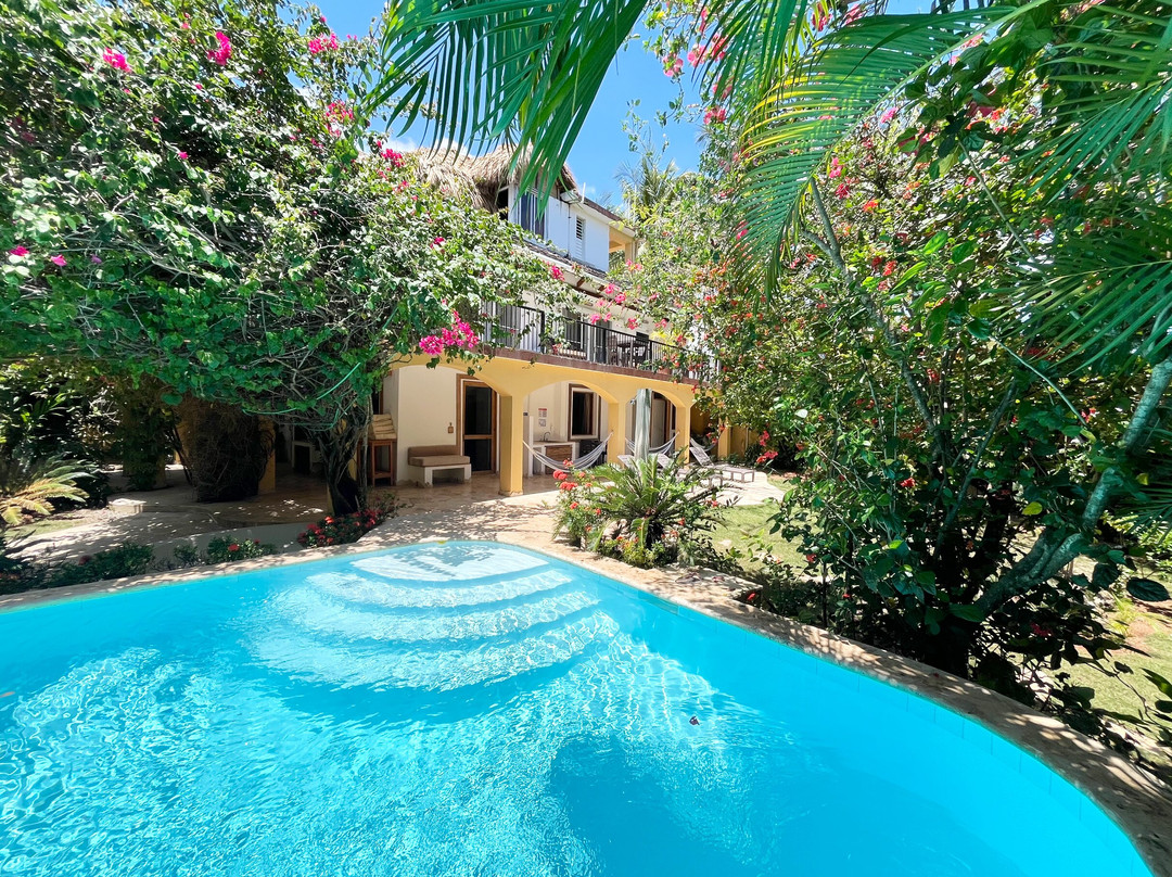 Perla Marina酒店住宿-Surfbreak Cabarete B&B Surf And Yoga