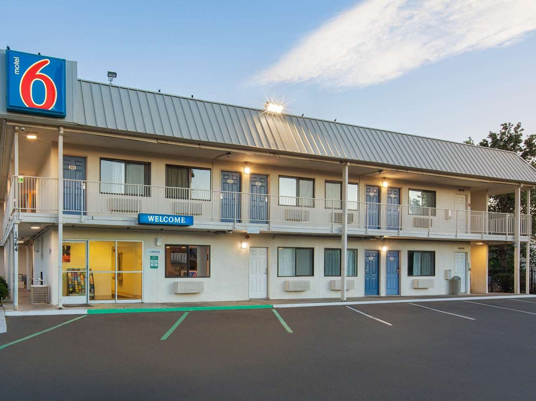 Motel 6 Woodland, CA - Sacramento Area