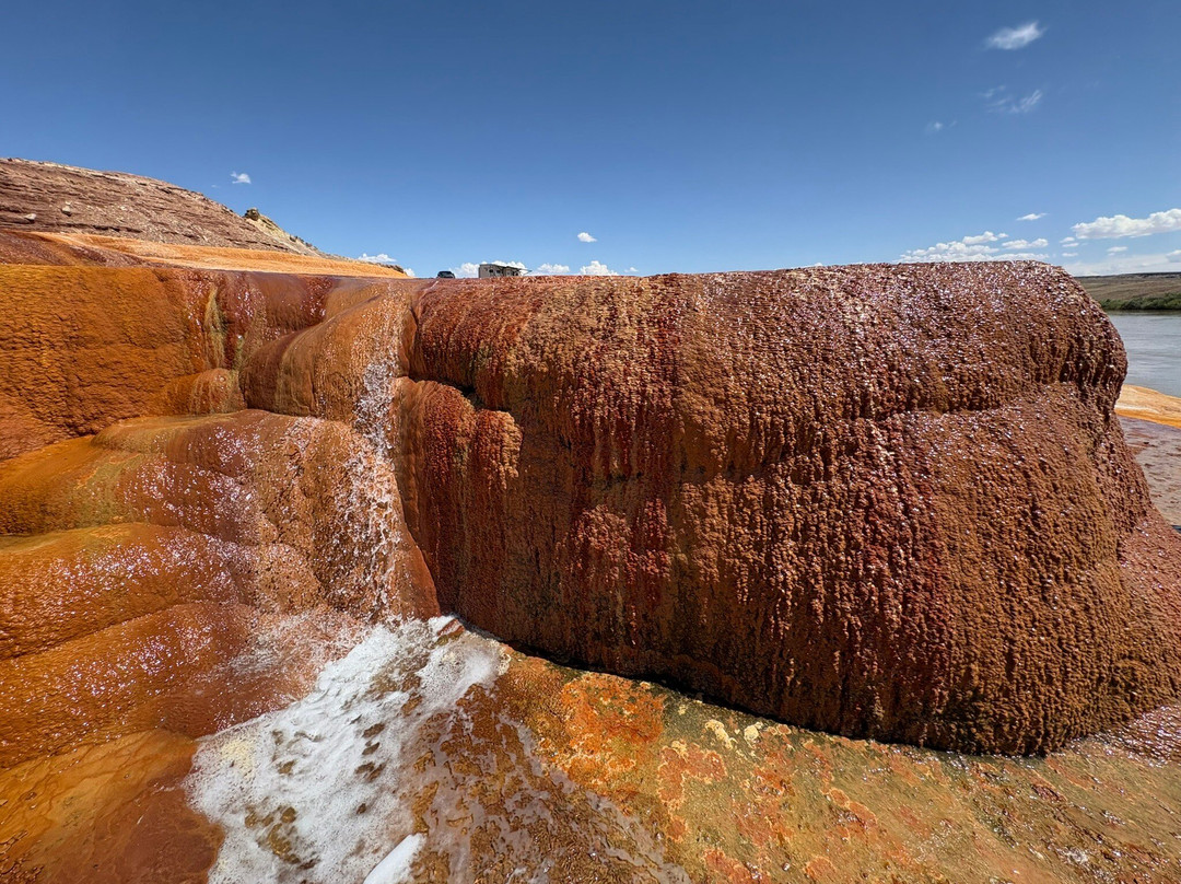 水晶间歇泉-格林河必去景点