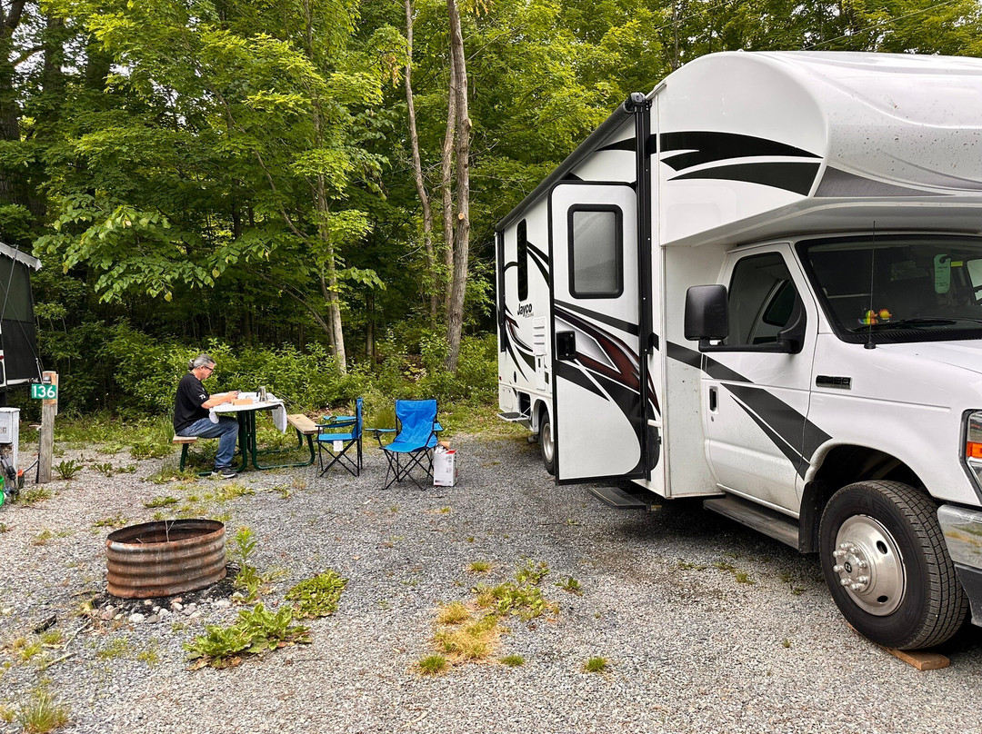 Cosmo Camping Family Campground