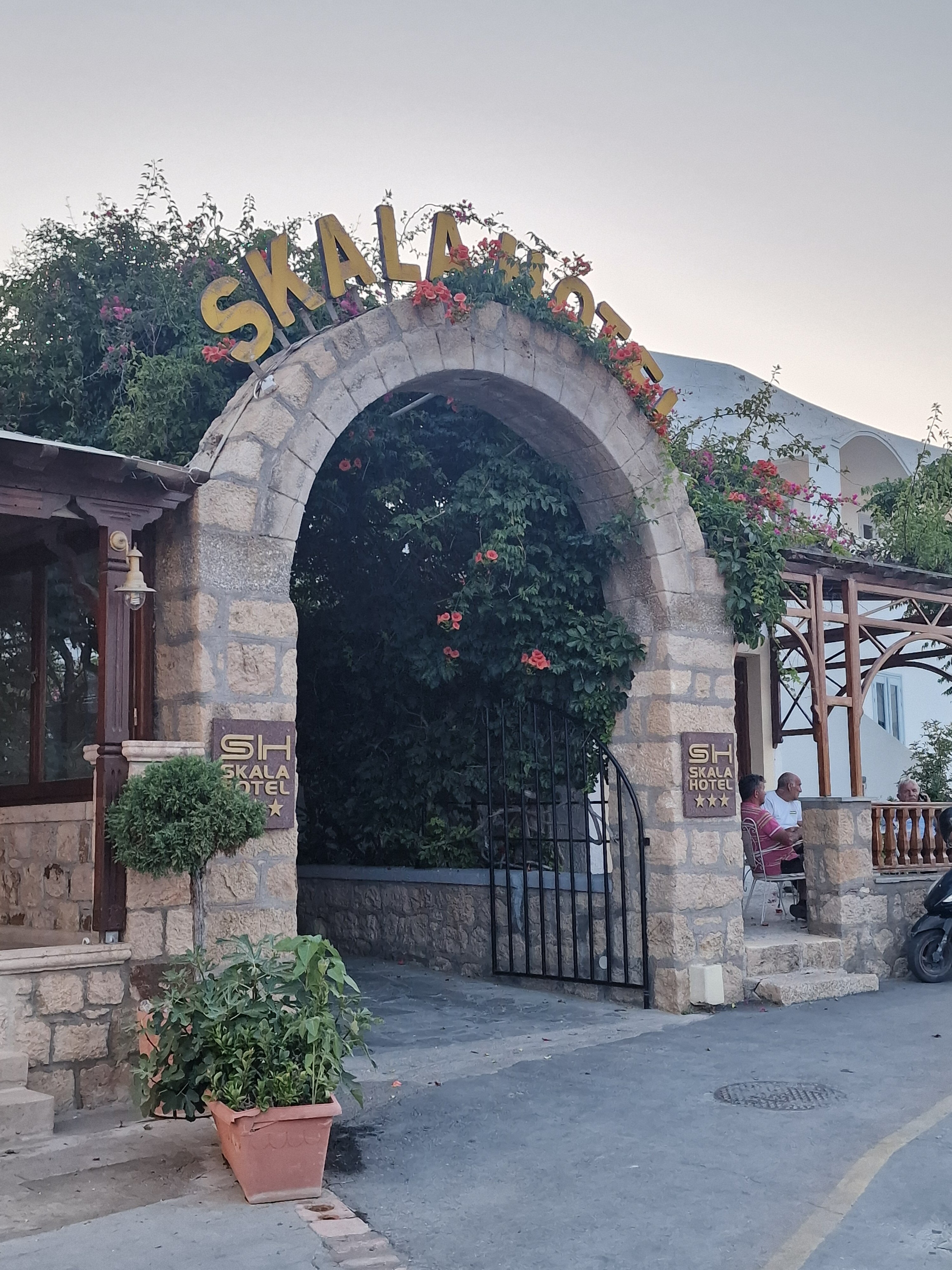 Skala Hotel-官方