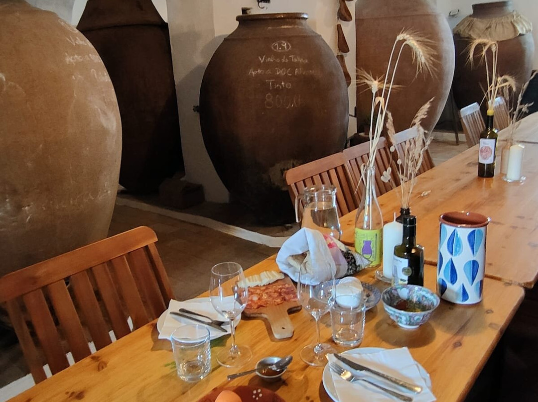 Gerações da Talha-Vila de Frades必去景点