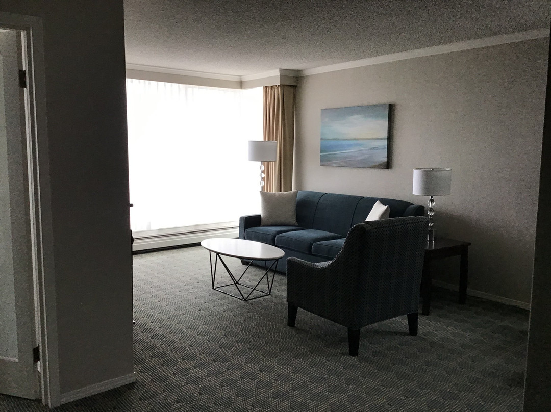 维多利亚庄园套房酒店主图