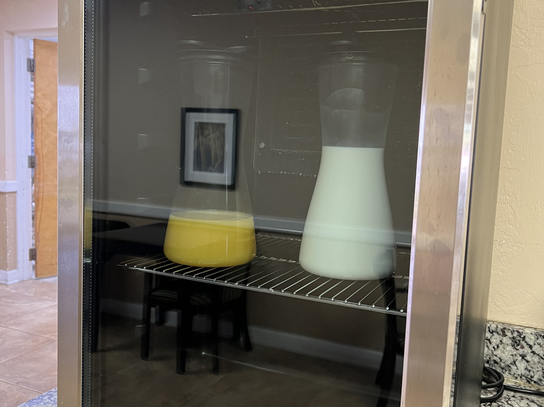 Crystal Cove Hotel主图