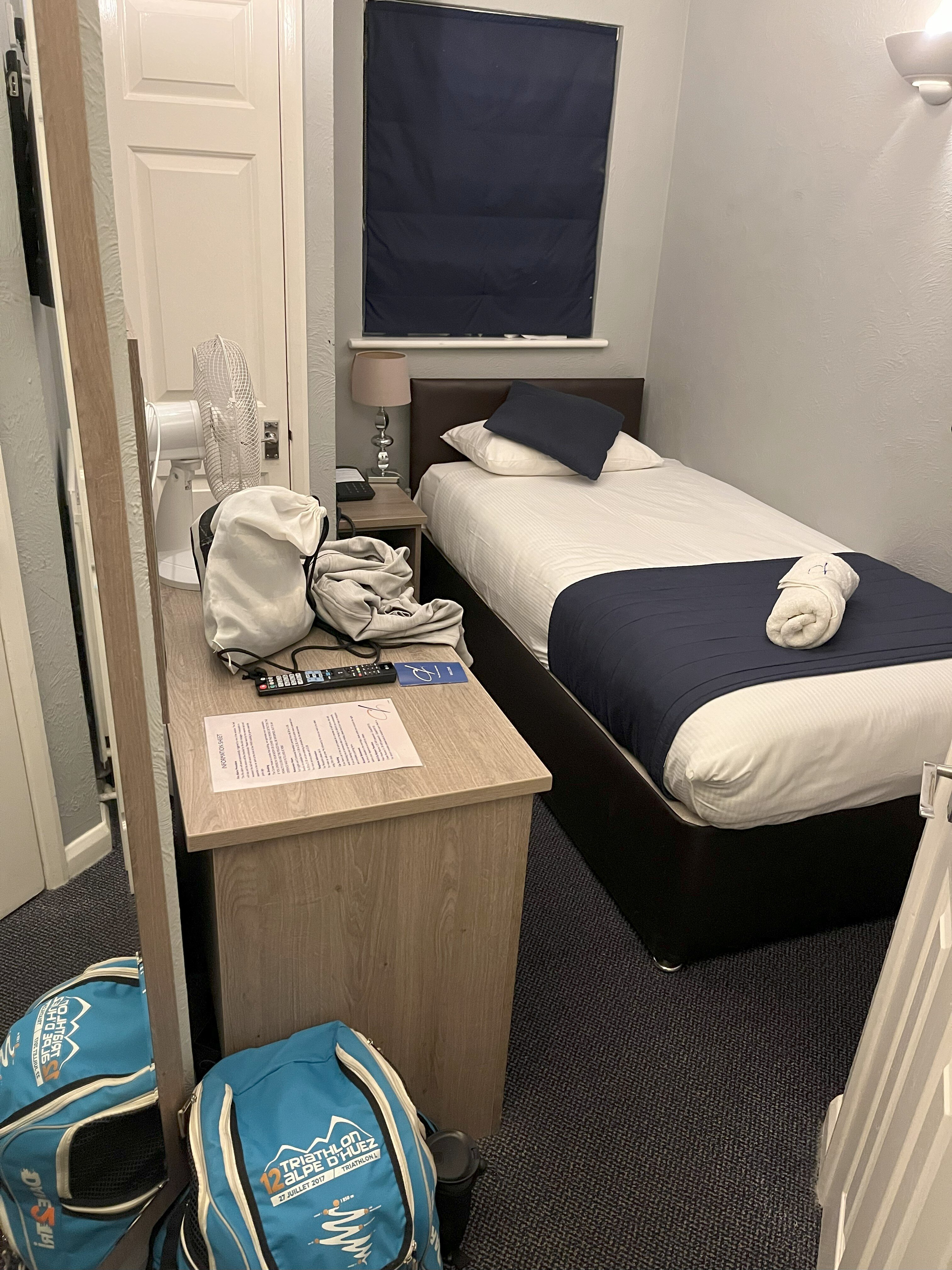 Gatwick Corner House Hotel-客卧