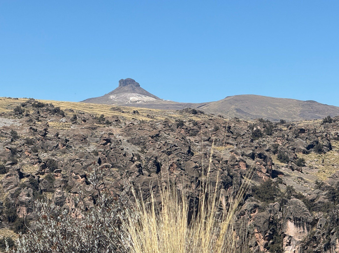 Tres Cañones-Espinar必去景点