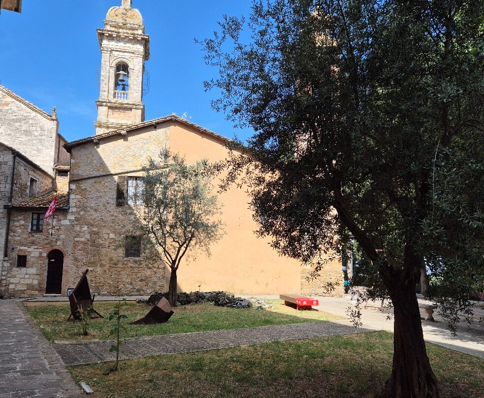 Collegiata di San Quirico-圣奎里科多尔恰必去景点