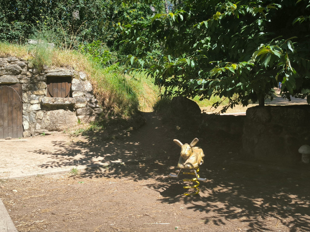 Aldea De Os Grobits-Isla de la Toja必去景点