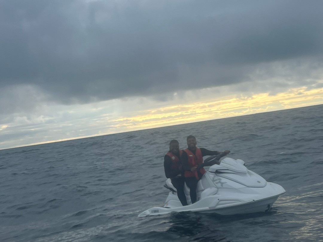 Cornwall Waverunner Safaris-纽奎必去景点