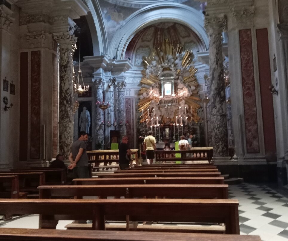 Santuario di Montenero-里窝那必去景点