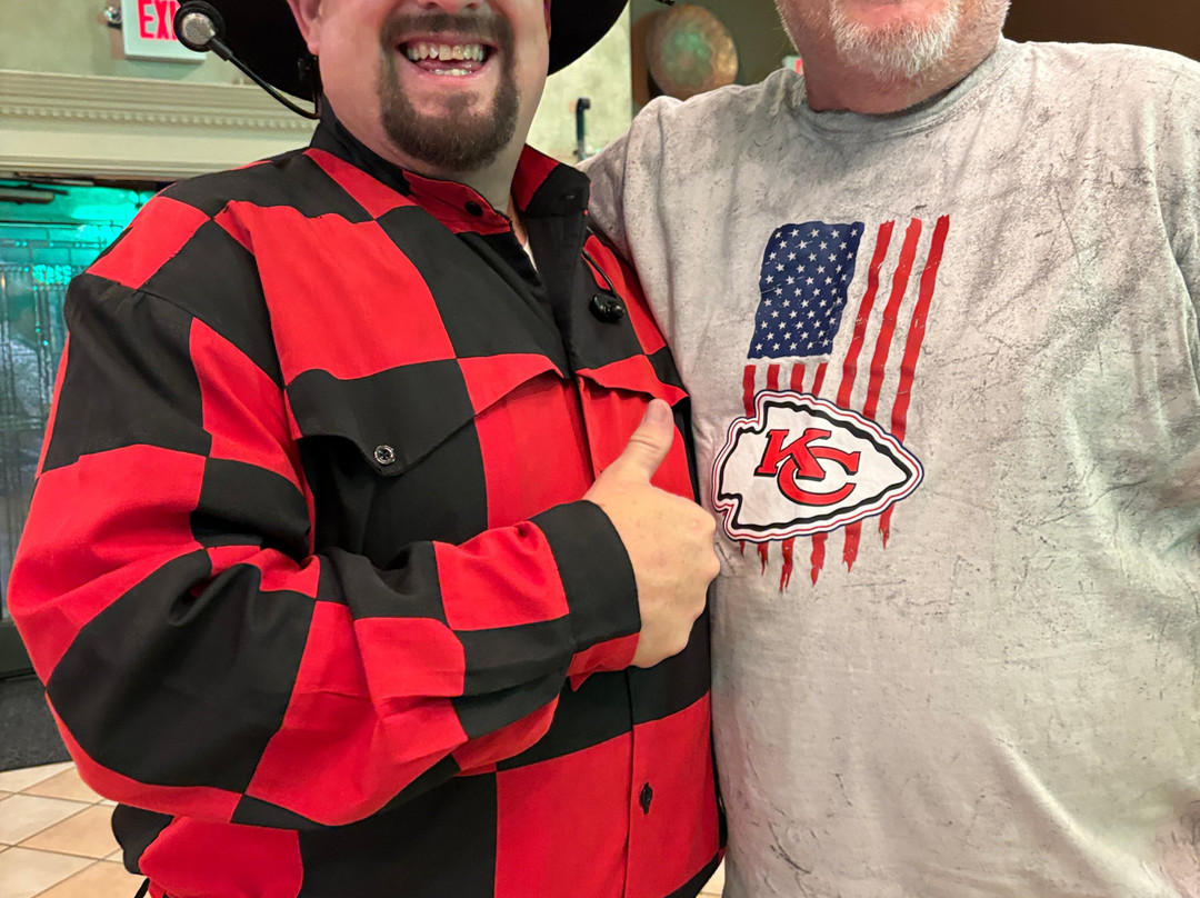 A Garth Tribute-布兰森必去景点