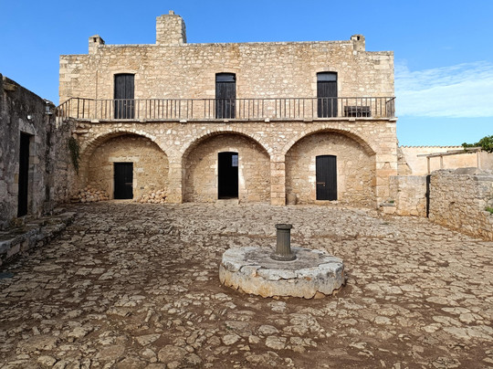 Proper Cretan Guide-干尼亚必去景点