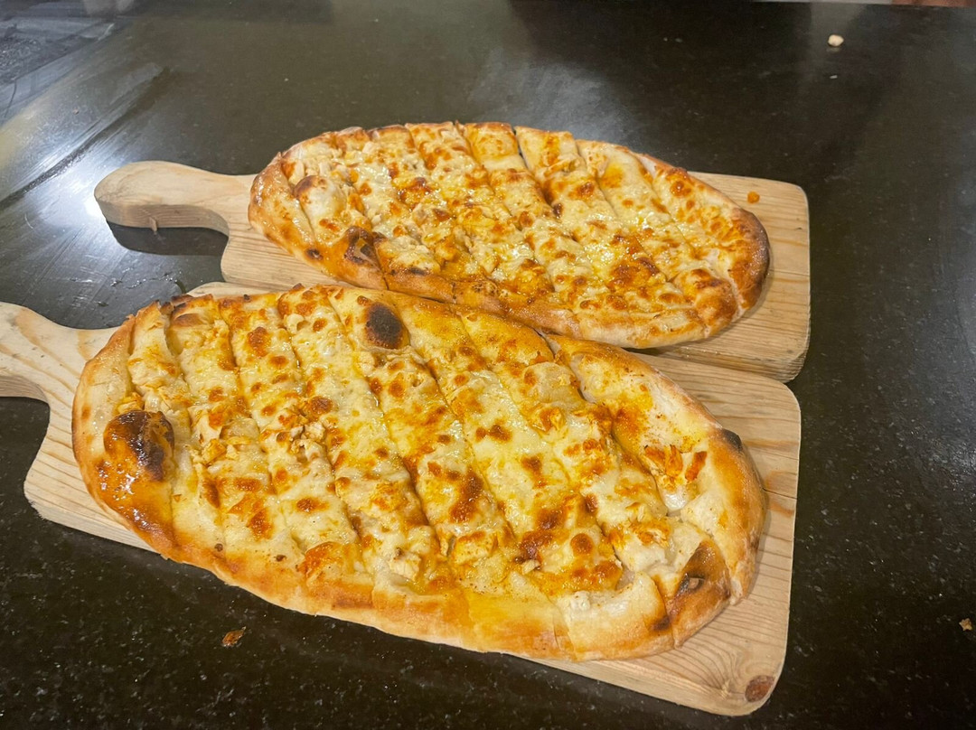 Lina S Brickoven Newyork Pizzeria