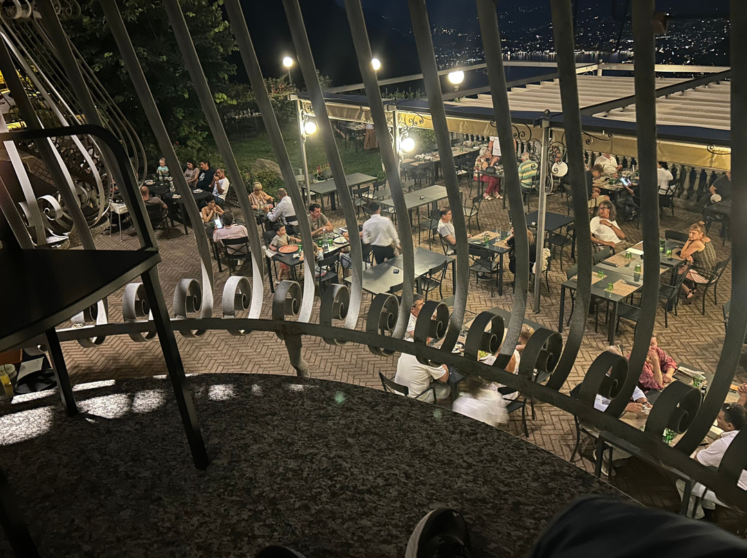 刚德里亚酒店住宿-Hotel Funicolare