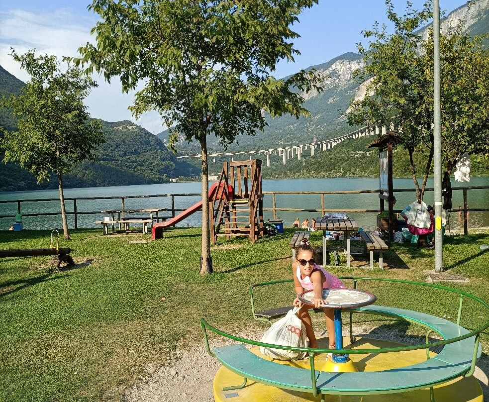 Lago Morto-维托里奥威尼托必去景点