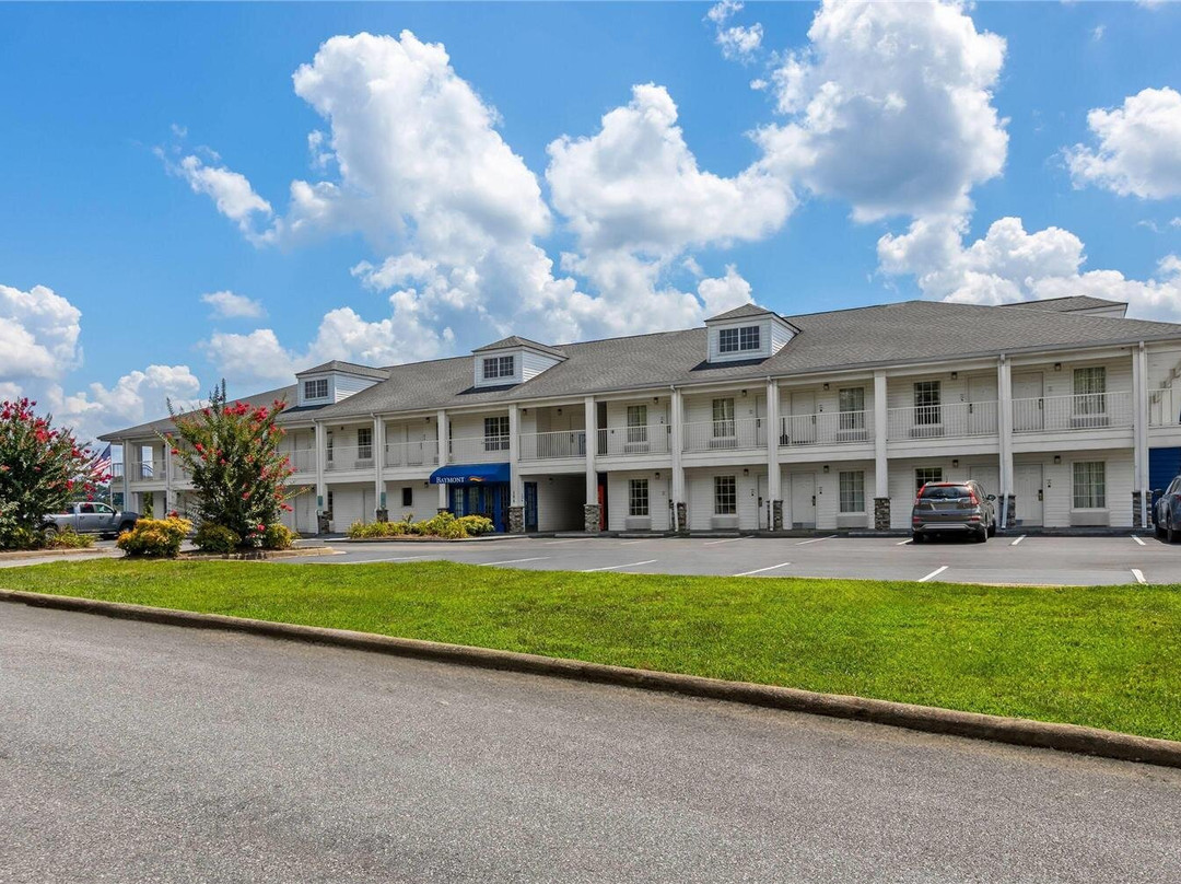 Cliffside酒店住宿-Baymont by Wyndham Forest City