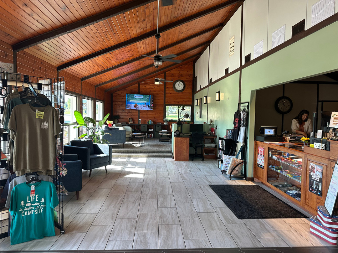 Pine Grove RV Park & Campground-Greenwood必去景点