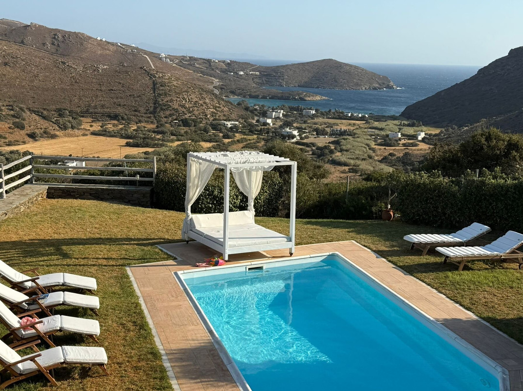 Heliades Villas主图